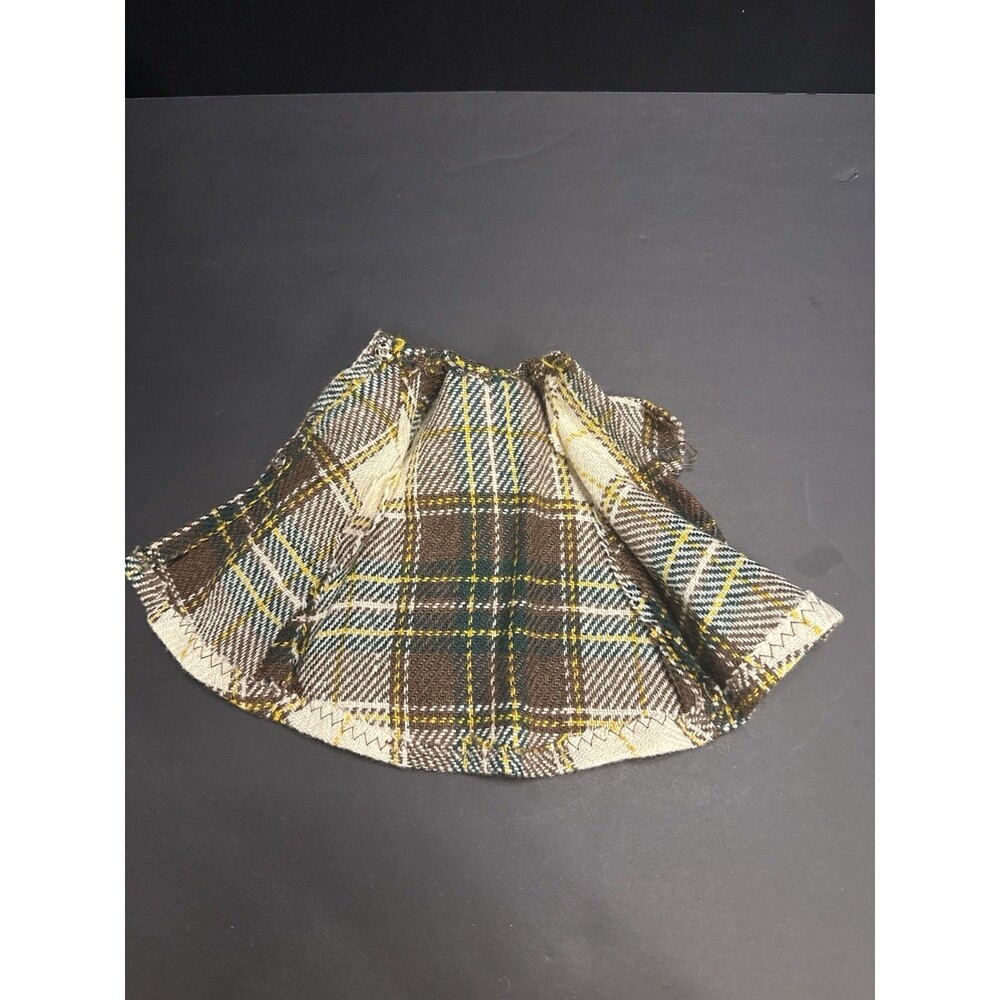 Vintage 1960s Barbie Clone Outfit – Plaid Coat, Bonnet & Scarf - Picture 3 of 7